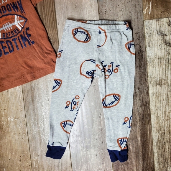 Carter's Baby Toddler Boy Size 18m 2pc Pajama Set Football Graphics EUC - Picture 2 of 14